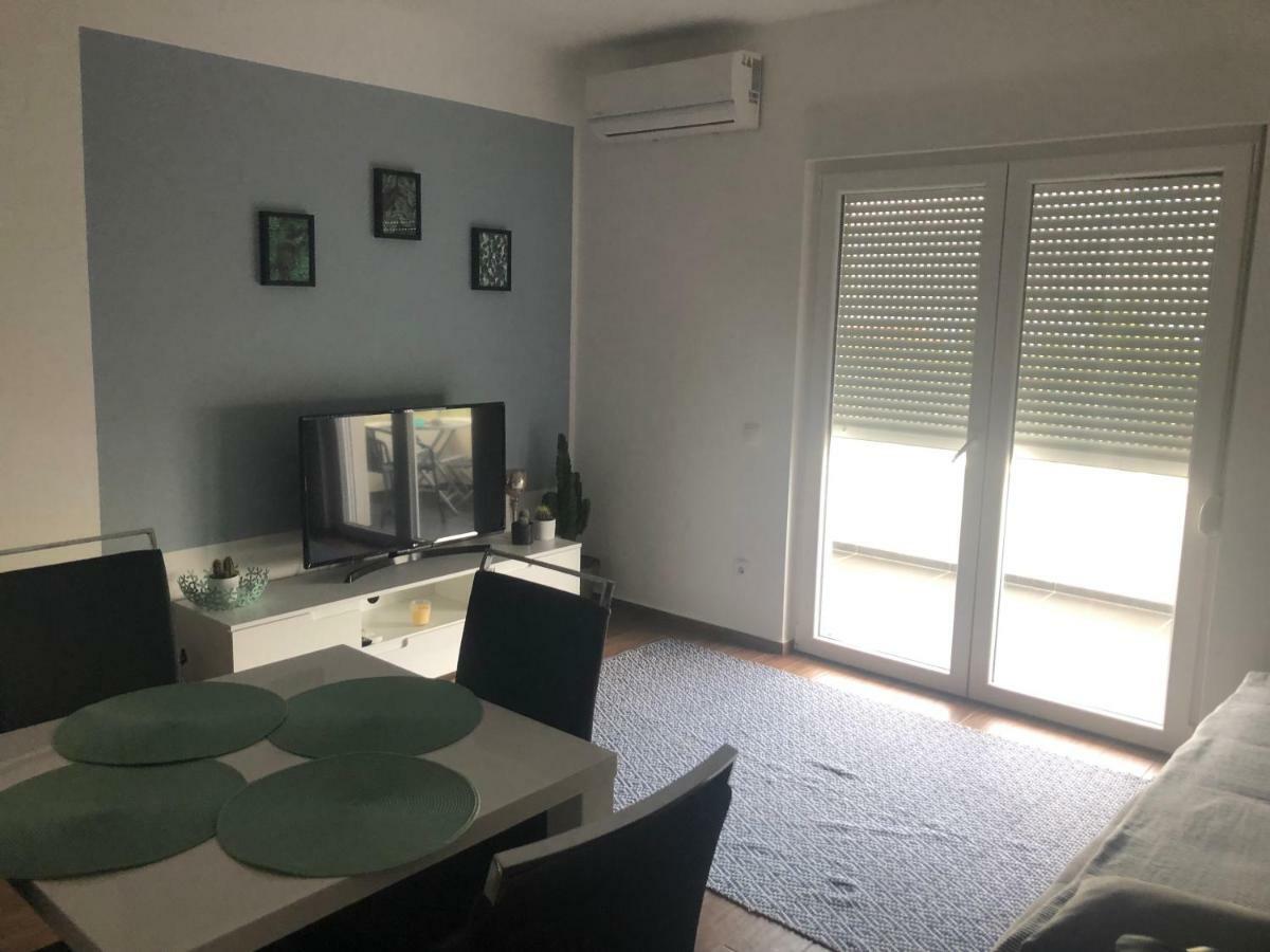 Apartment Sunrise Винерац Екстериор снимка