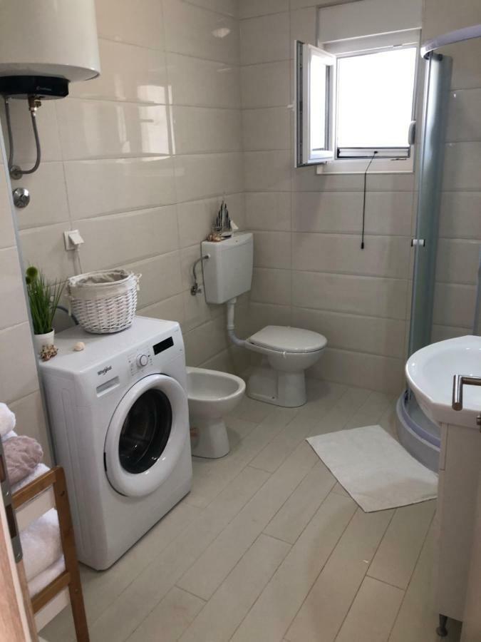 Apartment Sunrise Винерац Екстериор снимка